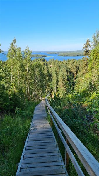 Visit Lahti | Aurinkovuori, Näköaloja, Metsäpoluilla