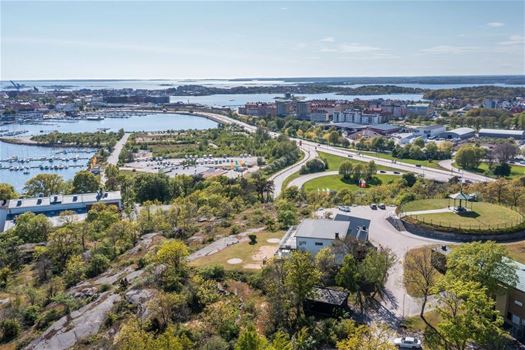 Vy över restaurangen Bistro Utkiken på Bryggarberget i Karlskrona.