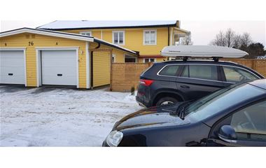 Umeå - Semi-detached house in the center - close to the i20 forest. 4 parking spaces. - 9856