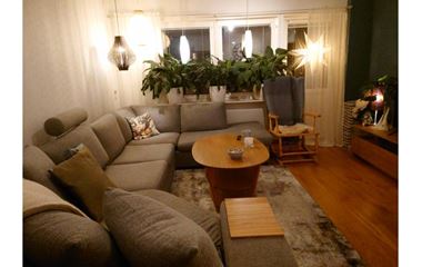 Umeå - Spacious -level 94m2 apartment with 2 bedrooms about 6km to the town center - 9869