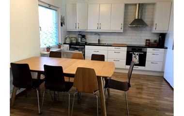 Umeå - Spacious 2 room apt in Umeå incl. parking space with engine heater near I 20 forest. We can offer c - 10597
