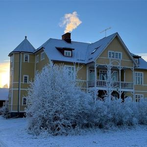 Exterior of the Hostel Tre Björnar.