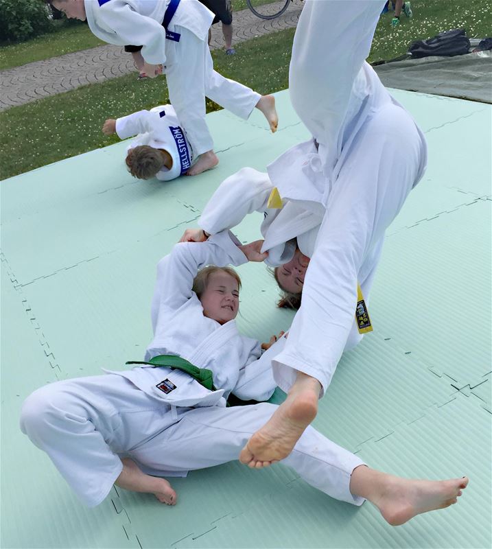 Judo match.
