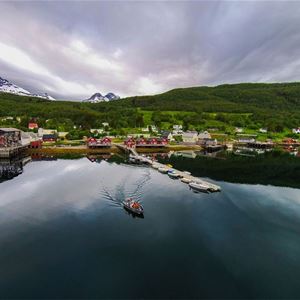 Foldvik Bryggeferie - Sea Cottages