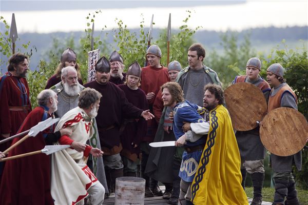  &copy; Copy: https://arnljot.se/ , Teater med vikingar