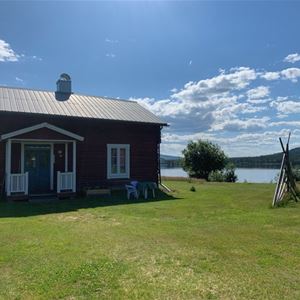 Comfortable guesthouse next to the river Juktån in Åskiljeby