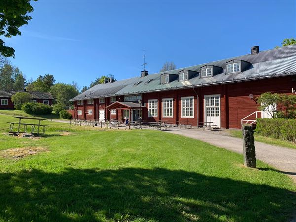 Bergby gård och logi 