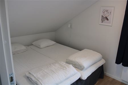 Bedroom with a double bed.