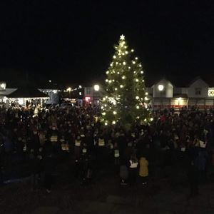Lighting the Christmas tree in Kabelvåg