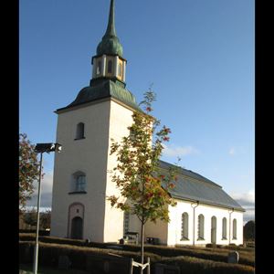 Exteriör bild av Våmhus kyrka.