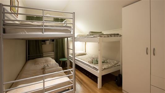Two bunk beds.