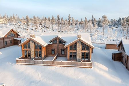 Exteriör av parhus i Idre.