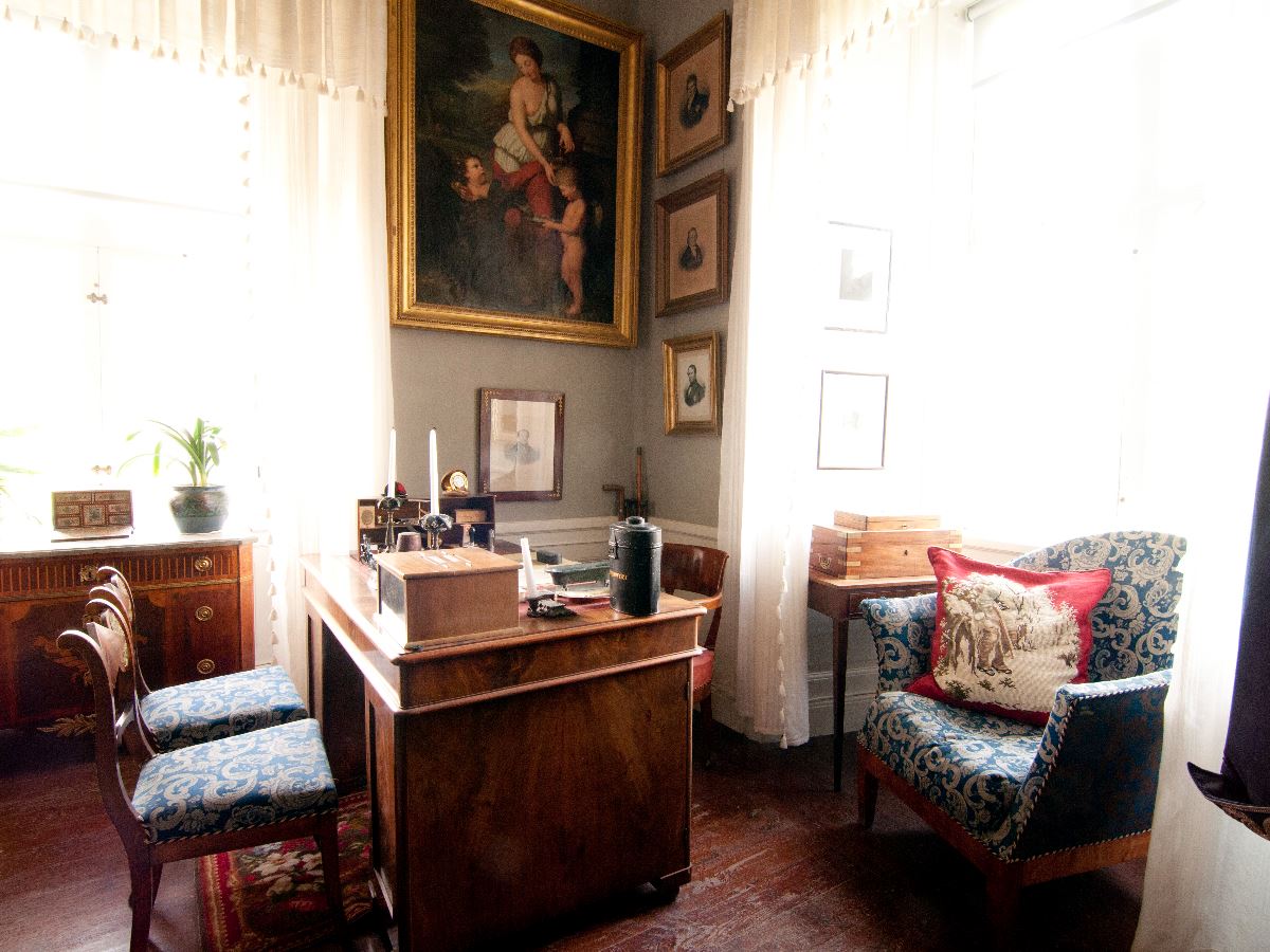 Guidad visning av paradvåningen på Löfstad slott