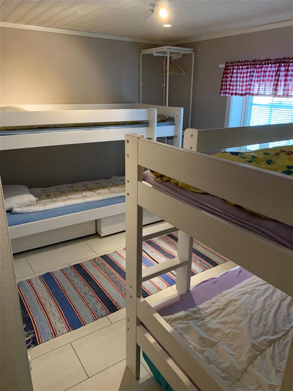 Two bunkbeds.