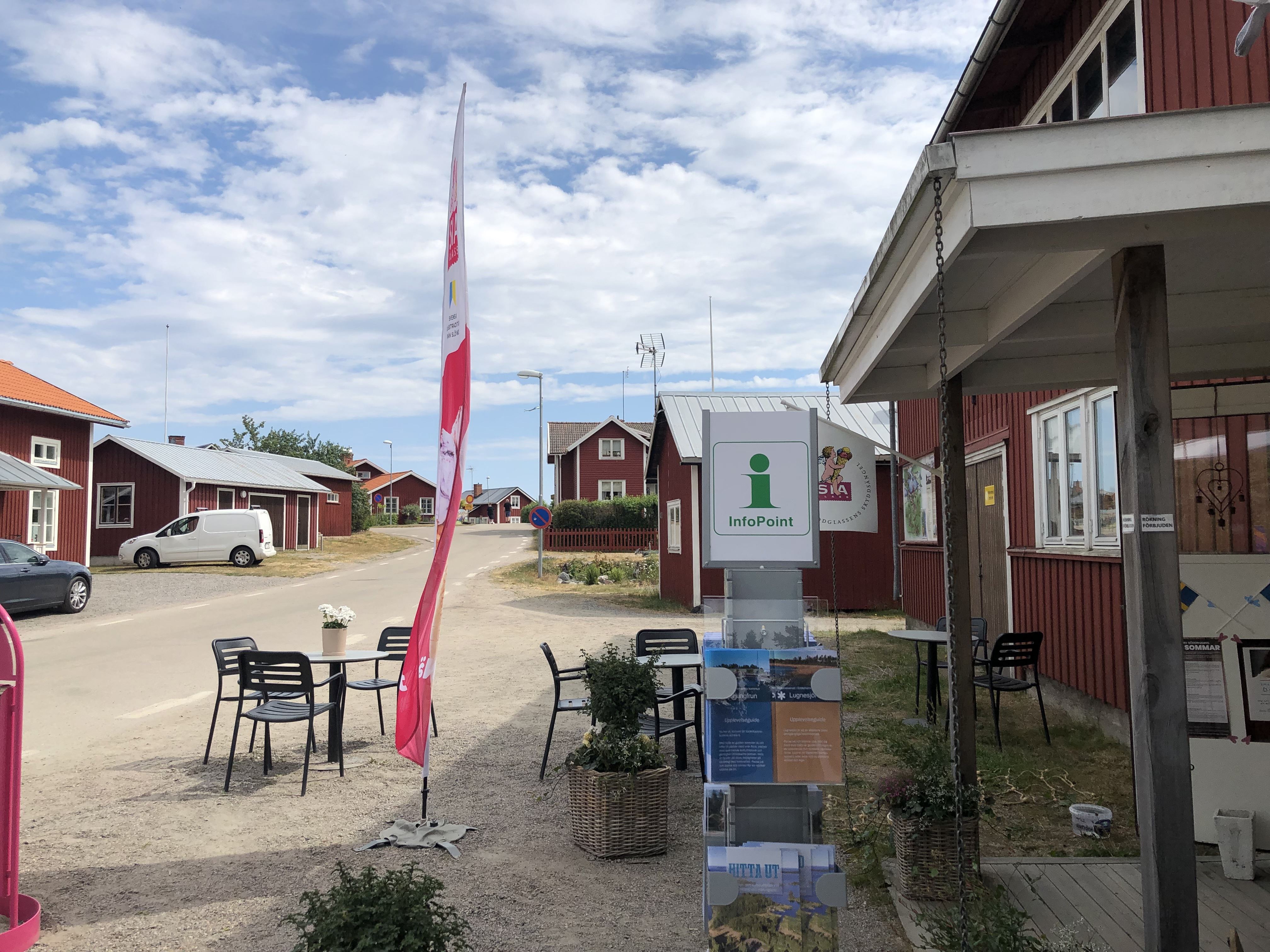 InfoPoint Glasstantens lanthandel (sommar)