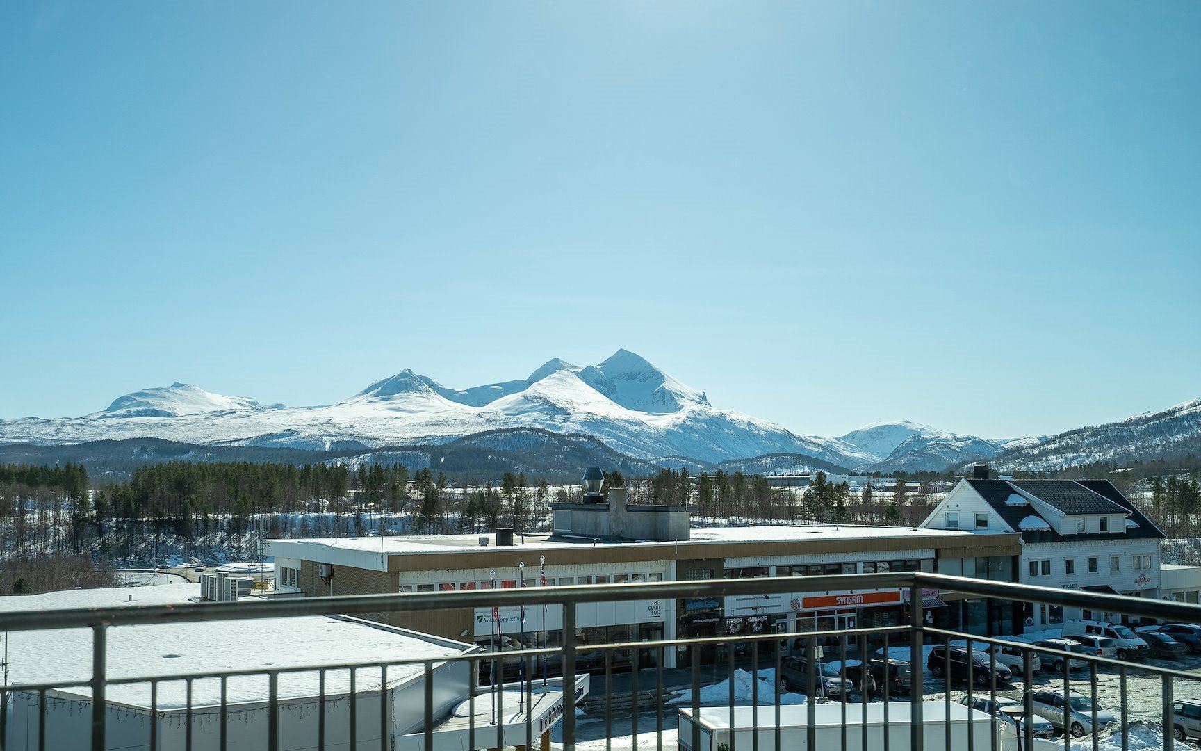 Bardufoss Hotel and Restaurant , Book, Hotel, Narvik
