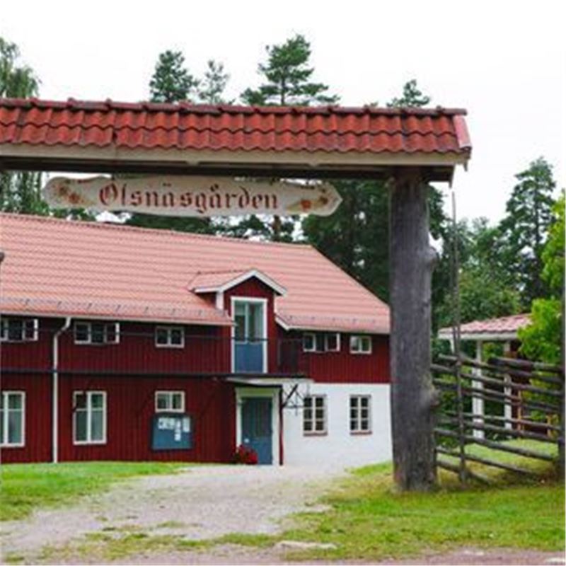 Portal vid Olsnäsgården.