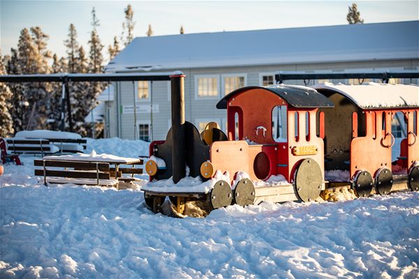 Lekpark vid skidbacken i Lofsdalen