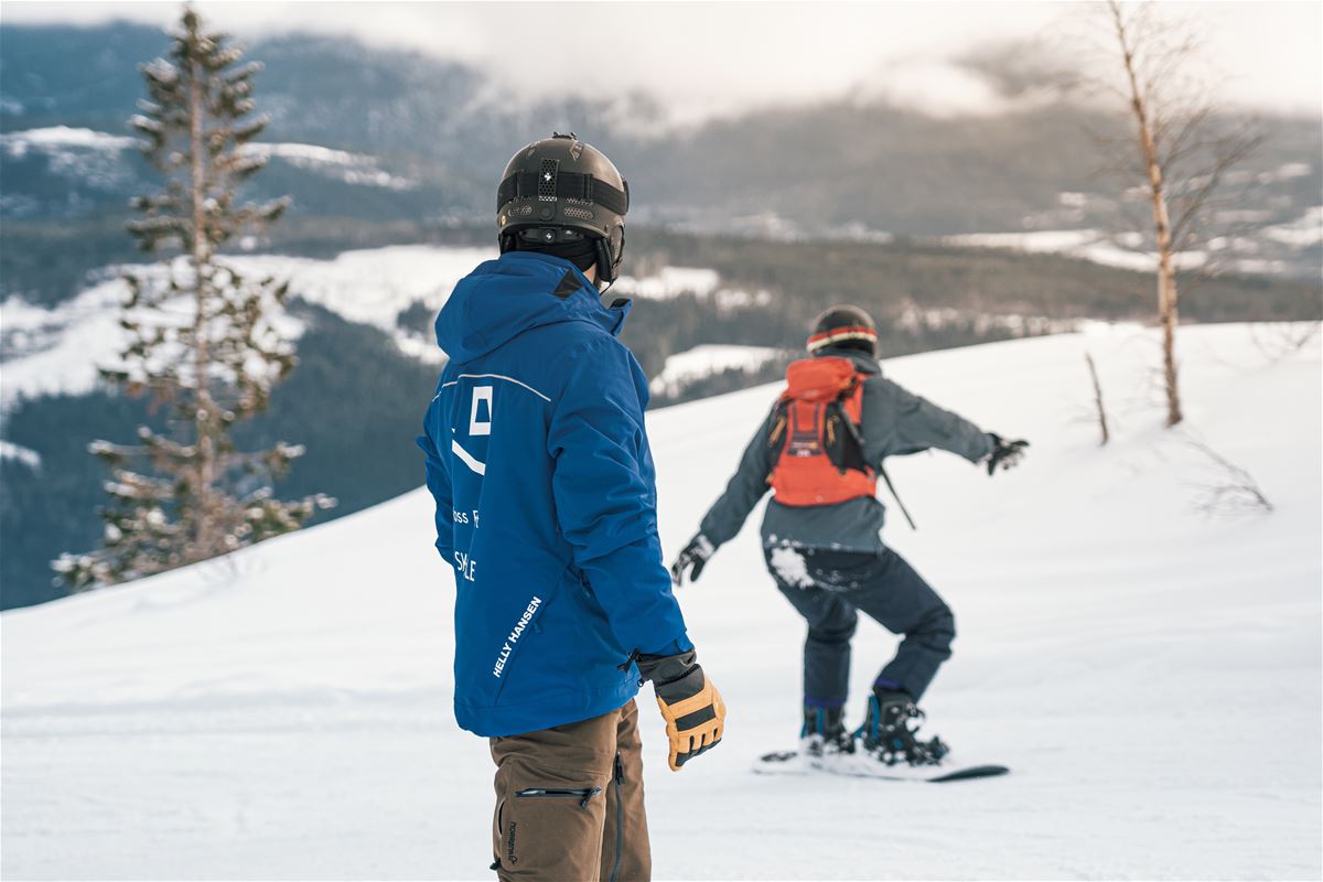 Private Snowboard (full day) image 1