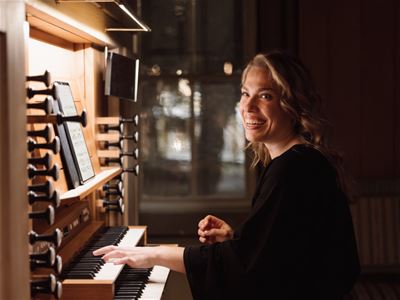 Musikere inne i domkirka