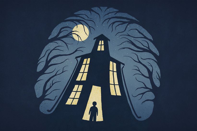 En illustrerad bild av ett spöklikt hus i månsken.