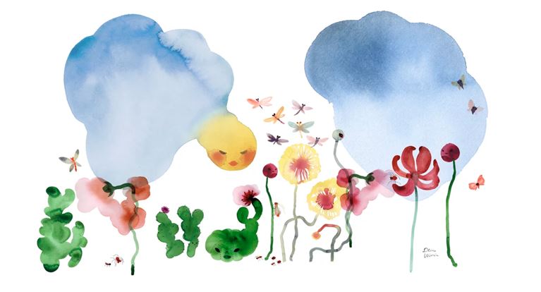  Stina Wirséns figurer som är moln och blommor.