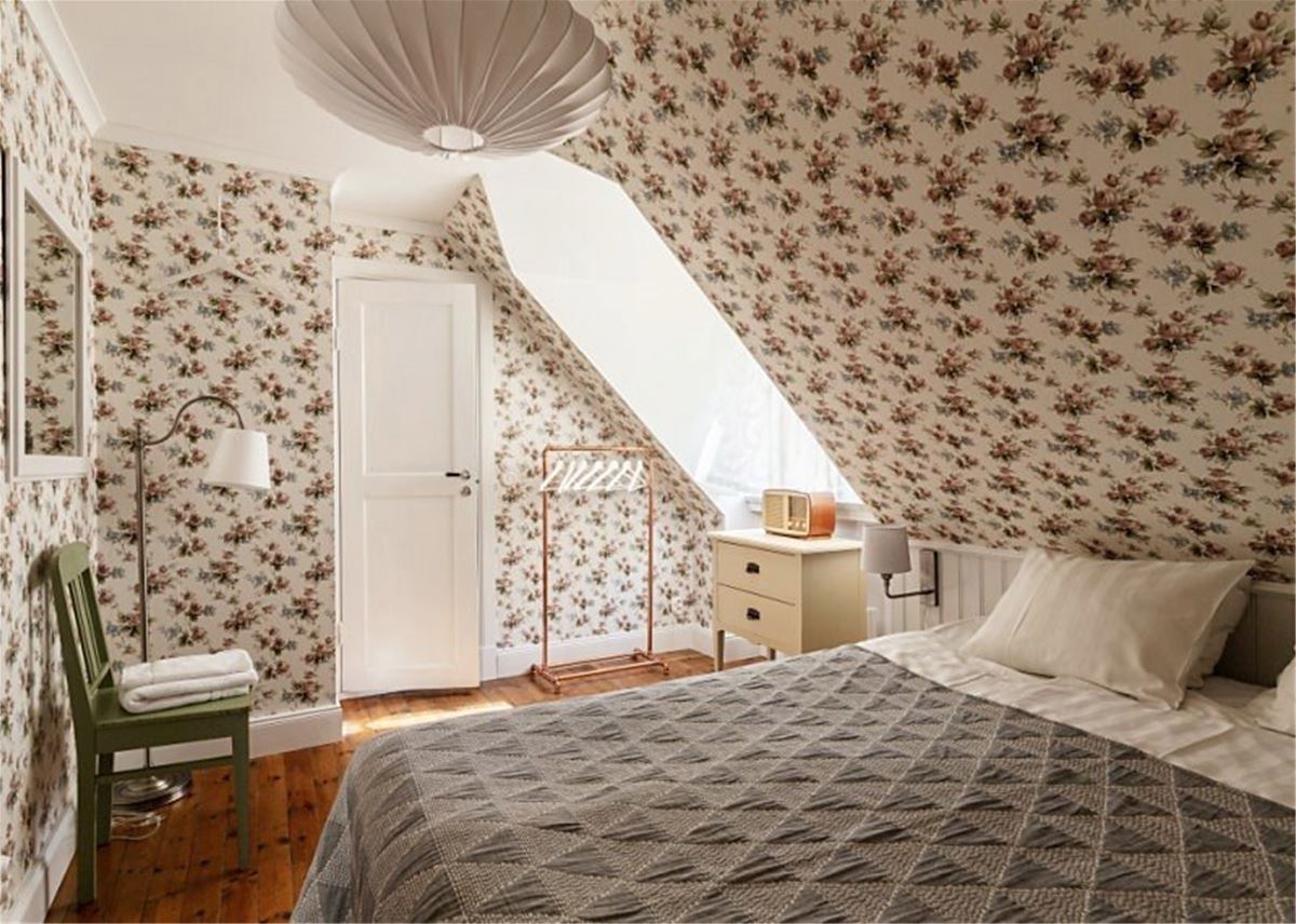 Room 6 Karin (copy) image 1