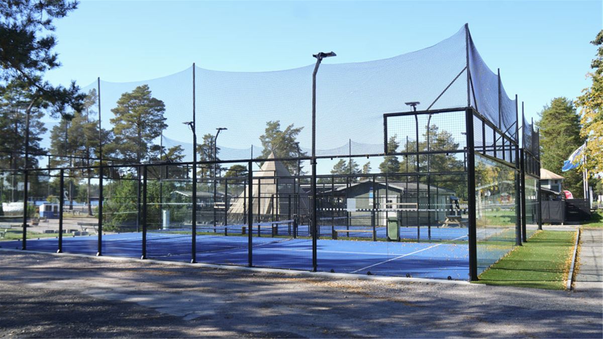 Spela padel i Stenö image 1