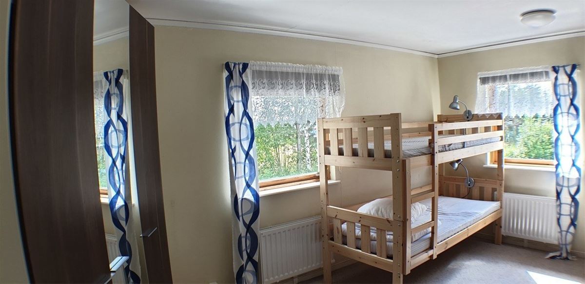 Tvåbäddsrum våningssäng image 1