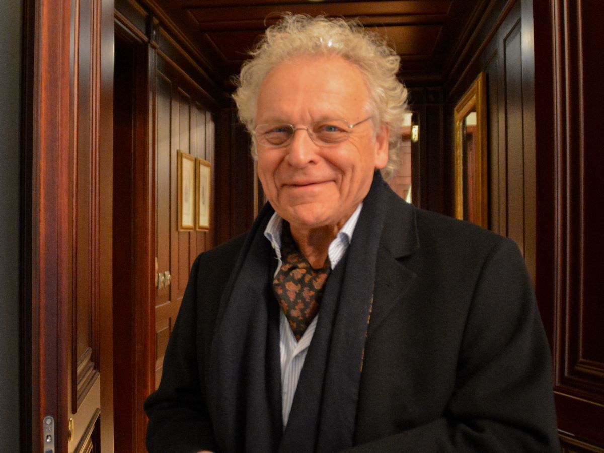 Författaren Herman Lindqvist föreläser i Ljungs kyrka