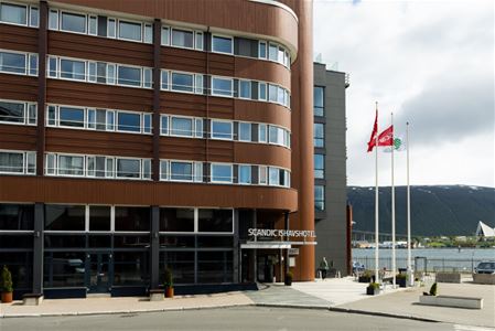 Entrance to Scandic Ishavshotell in Tromsø.