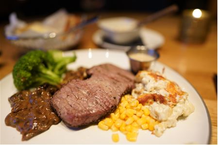Another meal at Skarven Grill